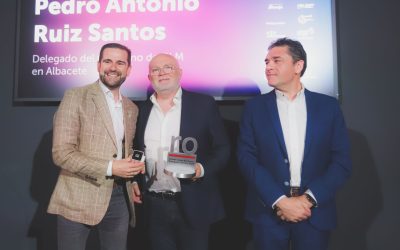 Pedro Antonio Ruiz Santos recibe el reconocimiento de ‘Embajador Romica 2025′